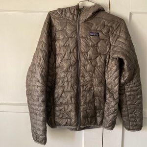 Patagonia women’s Micro-Puff Hoody